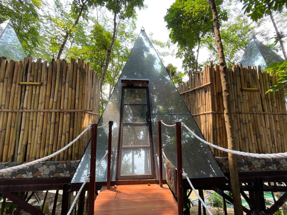 Floating Sanctuary Resort Powered By Cocotel Bulacan المظهر الخارجي الصورة