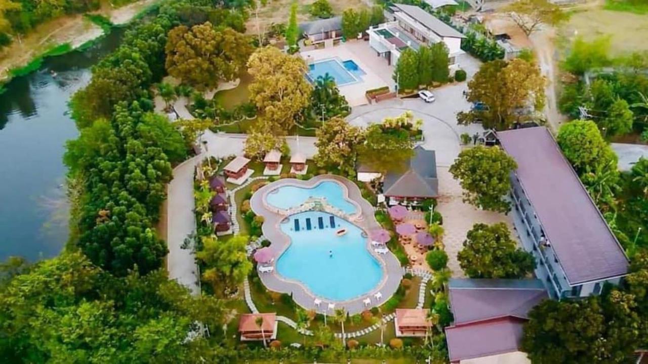 Floating Sanctuary Resort Powered By Cocotel Bulacan المظهر الخارجي الصورة