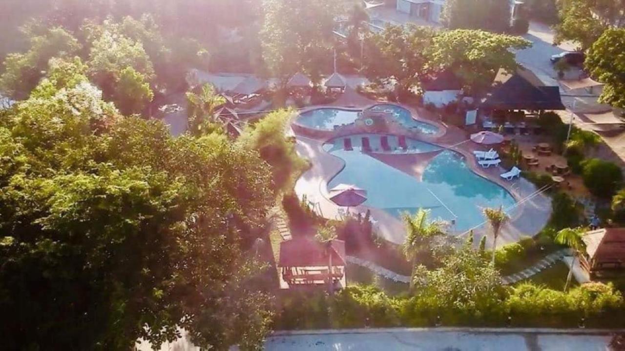 Floating Sanctuary Resort Powered By Cocotel Bulacan المظهر الخارجي الصورة